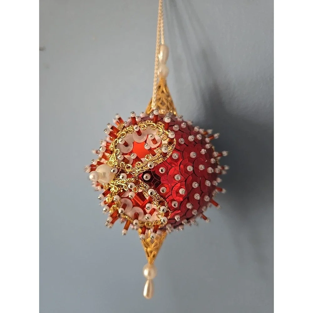 Vintage Handmade‎ Satin Christmas Ornament Push Pin Ball Beaded Beads Red Gold